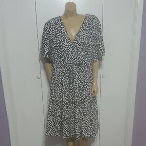 ♻️👗 Floral Midi Dress